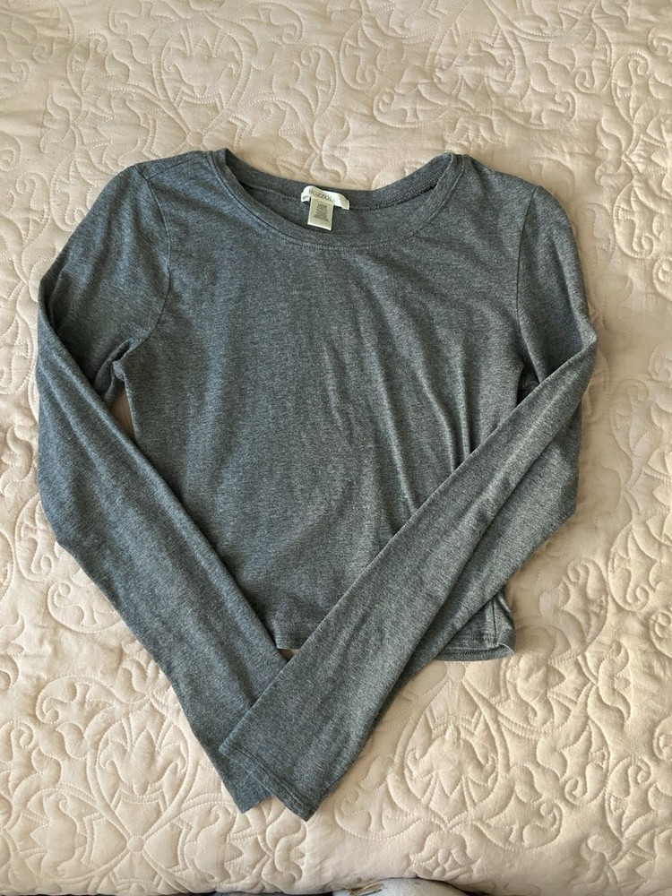 Tillys Bozzolo Women's Cotton Grey Long Sleeve Crop Top Shirt Baby Tee Size L