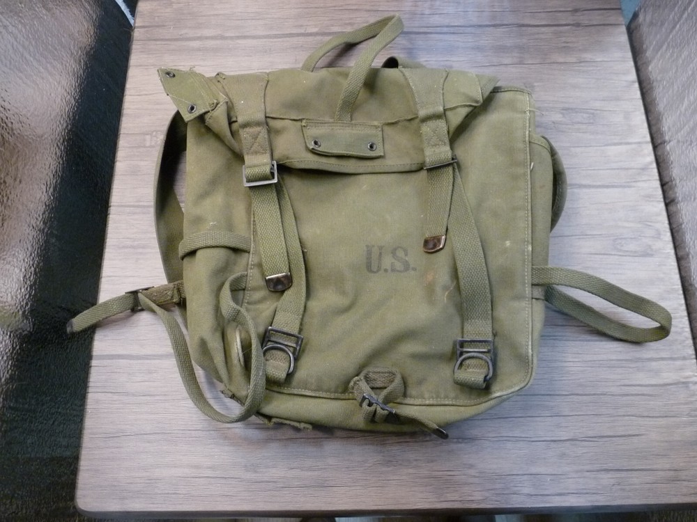 US Military Issue Vintage Korean Vietnam Era M1945 Canvas Field Pack Backpack