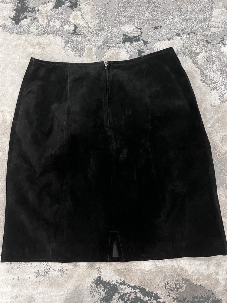 Vintage CHIA Women’s Black suede Leather Mini/pencil Skirt, Size 14
