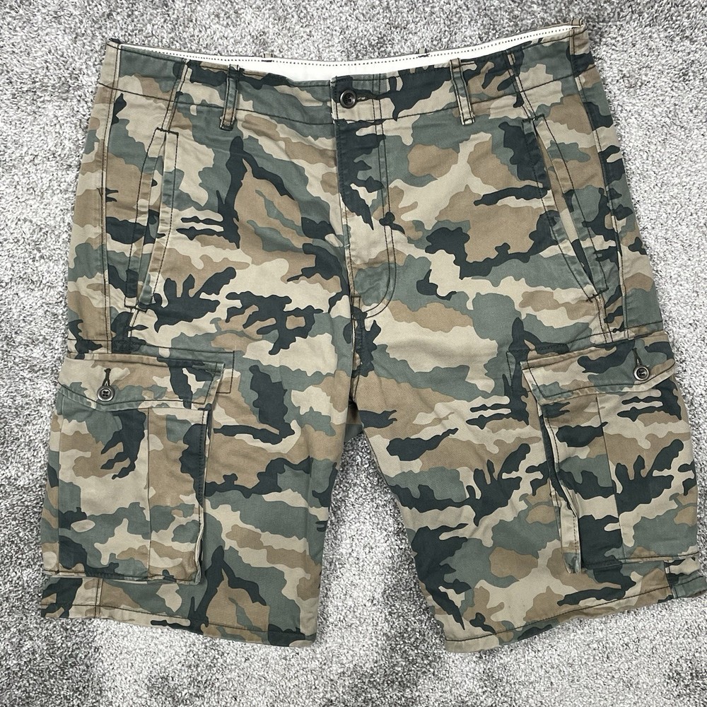 Levis Cargo Shorts Mens 33 (Fits 34 x 10) Camo Canvas Flat Front Army Casual