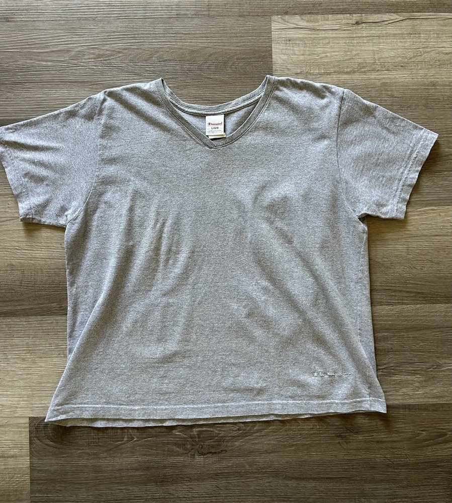 Champion Womens Heather Gray V-Neck T-Shirt Size L Short Sleeve Stitched Logo