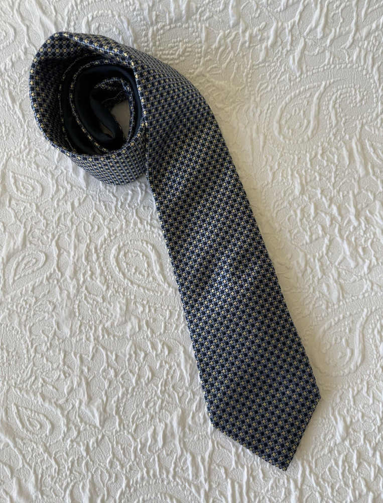 Tommy Hilfiger Men's Blue Gold White Geometric 100% Silk Woven Tie