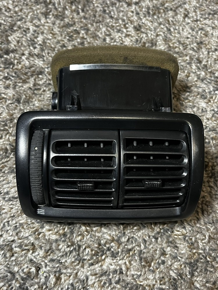 2003-11 Saab 9-3 10-11 9-3X Center Console Air Vent Outlet A/C Heater Grill OEM