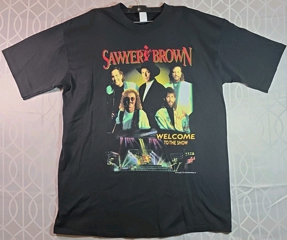 Vintage Sawyer Brown Concert Short Sleeve Country Music Band Tee Size XL