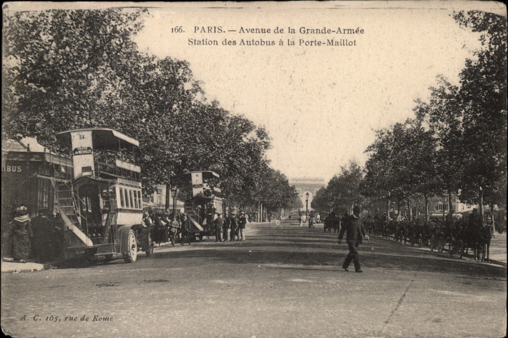 Avenue de la Grande Armee Paris France vintage postcard s599