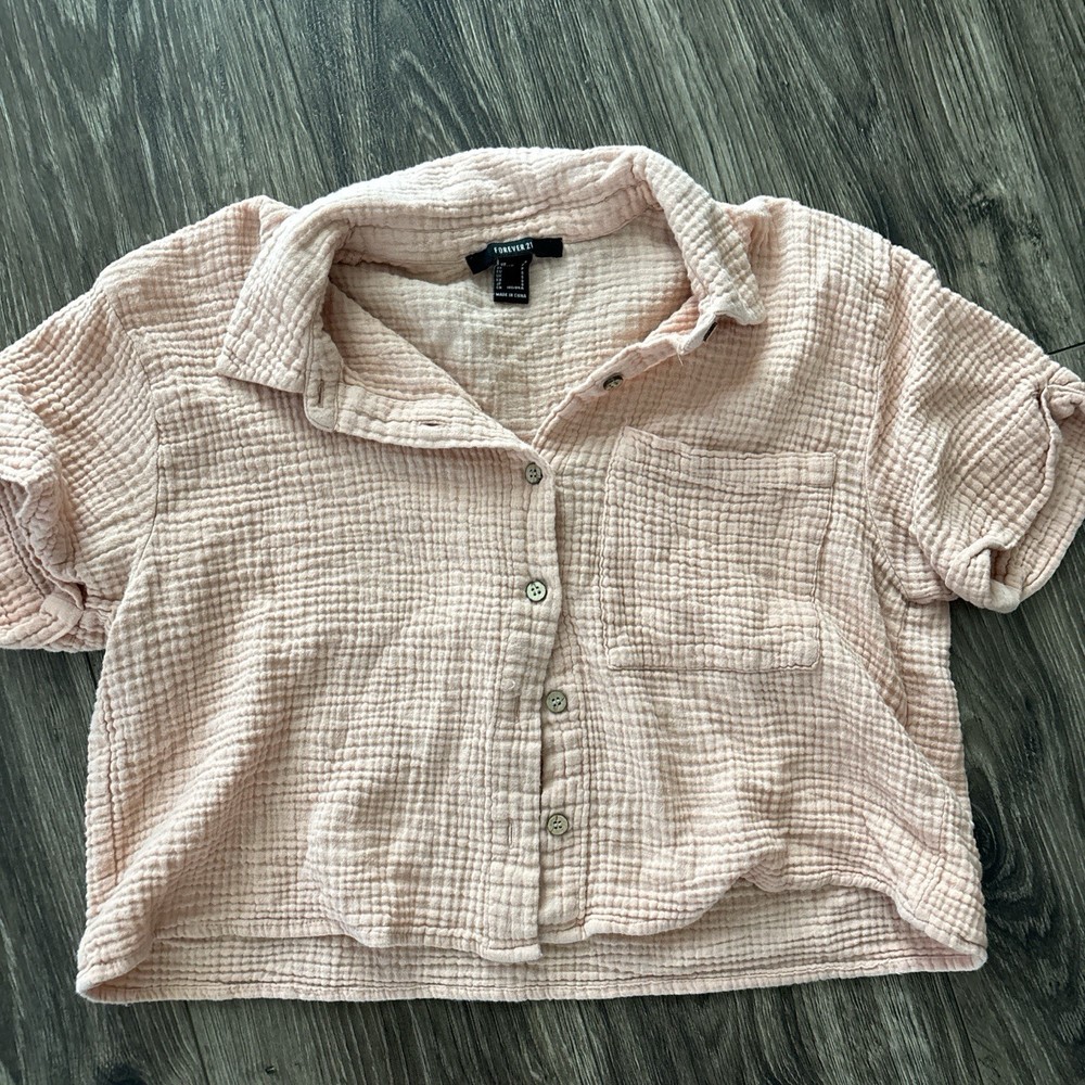 Pink Forever 21 casual crop top #croptop in size S
