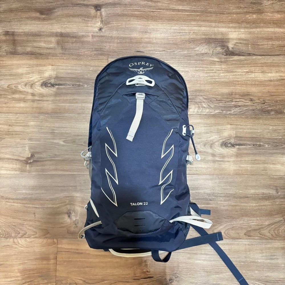 OSPREY Talon 22 Hiking Backpack - 22L - Dark Blue - Used