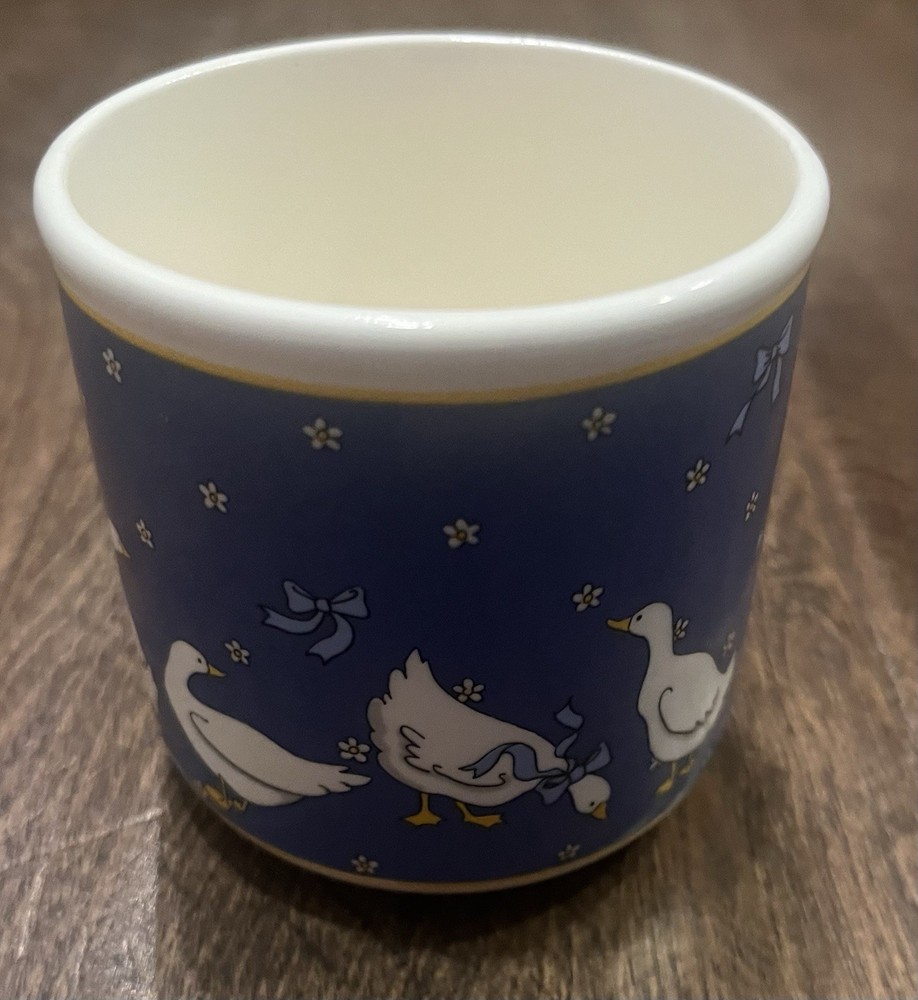 VTG Goose Sugar Bowl Country Blue Goose Bow Ribbon Goose Ceramic Decor Japan