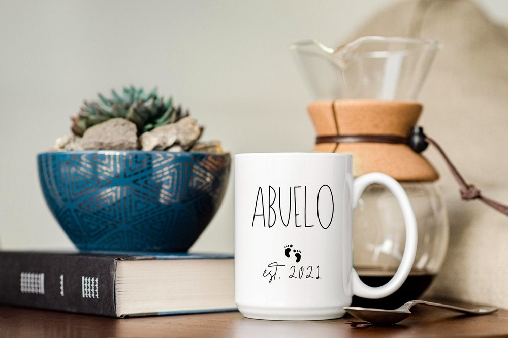 Abuelo Est. 2021 Mug Gift For First Time Abuelo Pregnancy Announcement New-image