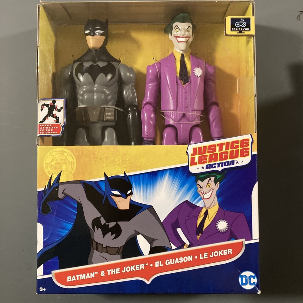 DC Universe Batman & The Joker 12