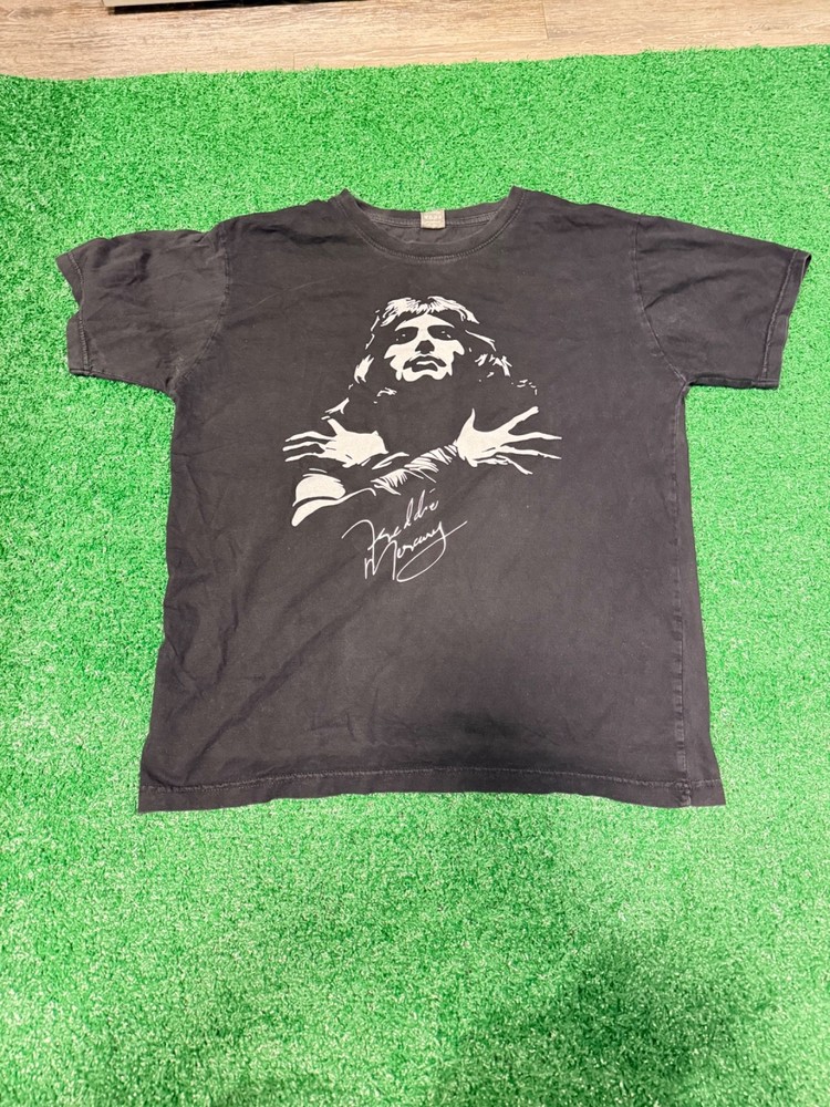90’s Freddie Mercury Queen Emo Bug Graphic Print Band T-Shirt Mens Medium Black