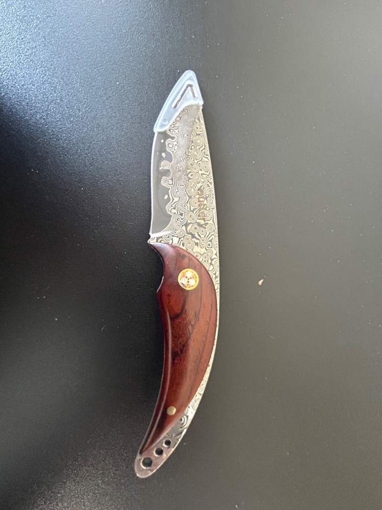 Nuevo cuchillo Outlery Damasco hoja con funda de cuero en caja