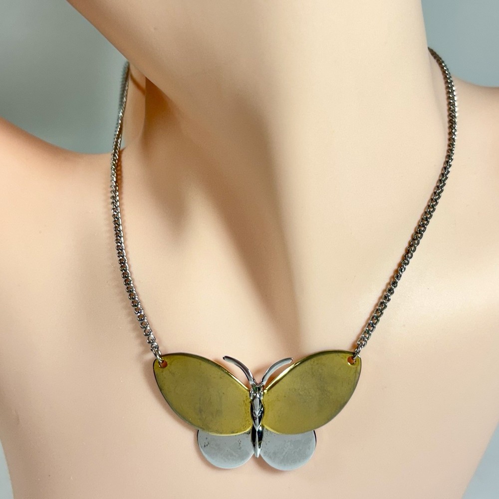 Avon Vintage Silver Tone Gold Tone Metal Butterfly Pendant Necklace 1977 14