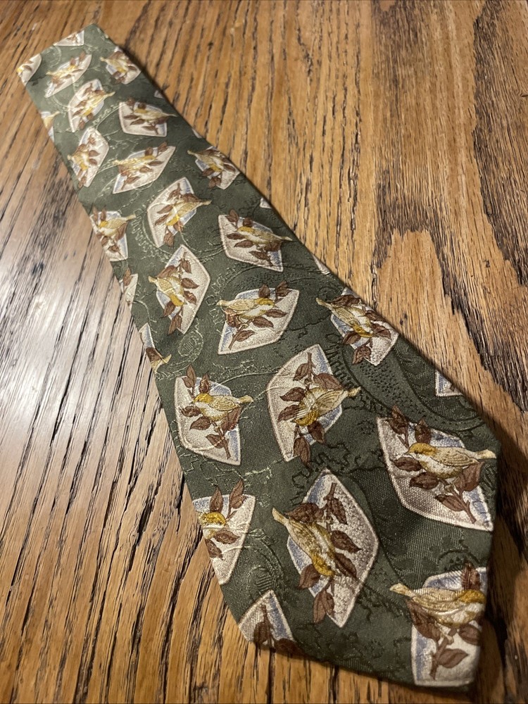 Vintage EUC Burberry London Birds Paisley Silk Tie Men’s Necktie USA Hand Sewn