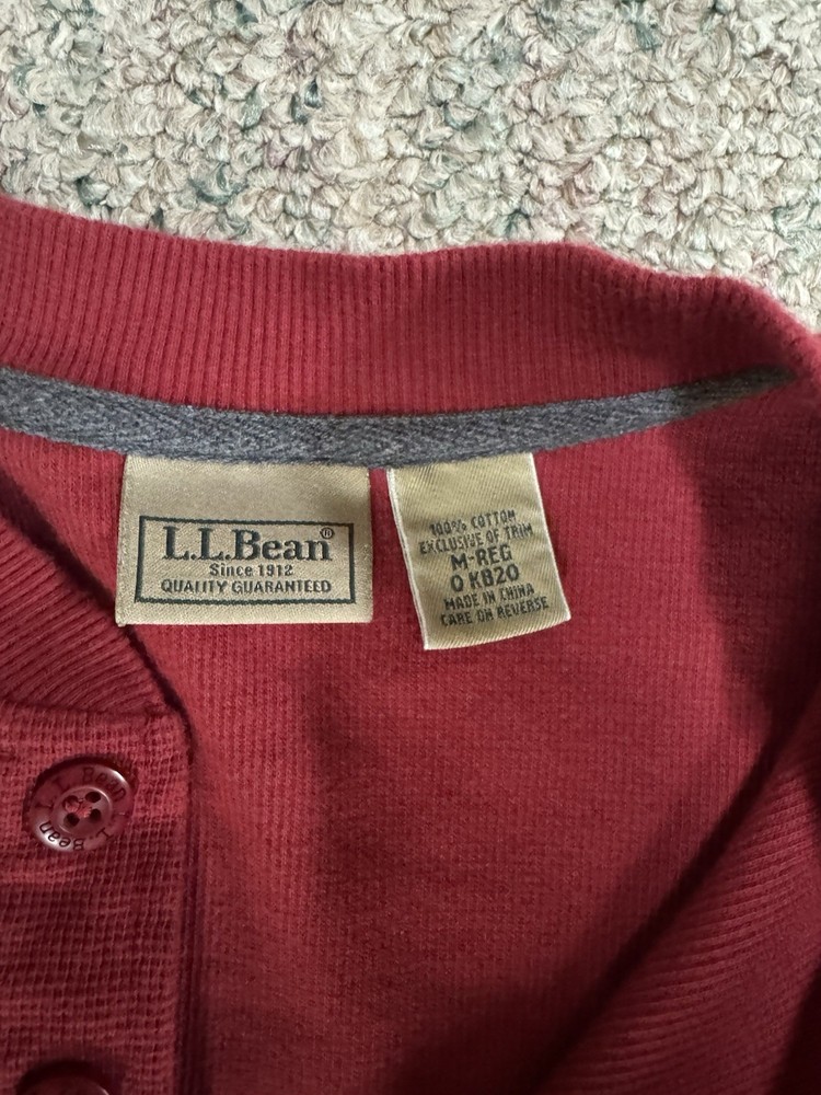 LL Bean Shirt Mens Medium Red Henley Waffle Knit Thermal Pullover Outdoors Tee ^