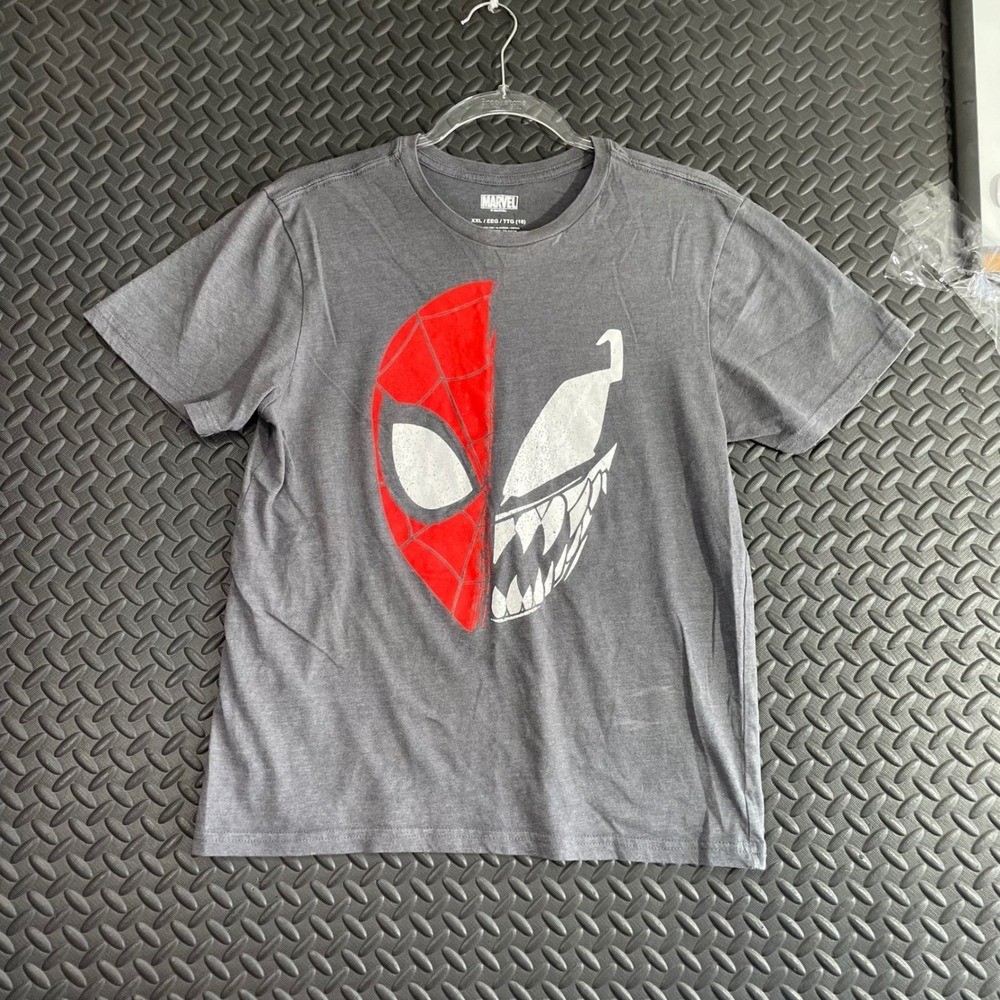 Marvel Spiderman Venom Gray Graphic Print T Shirt Youth Size XXL