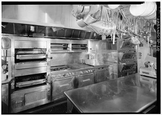 Photo:Washington DC White House Kitchen 1950s SW Corner Cookware Range