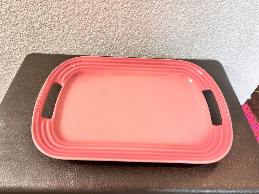 Le Creuset Tray for Serving Small Rose Quartz (New as display only) RARE