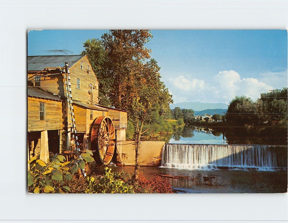 Postcard Pigeon River Water Mill Pigeon Forge Tennessee USA