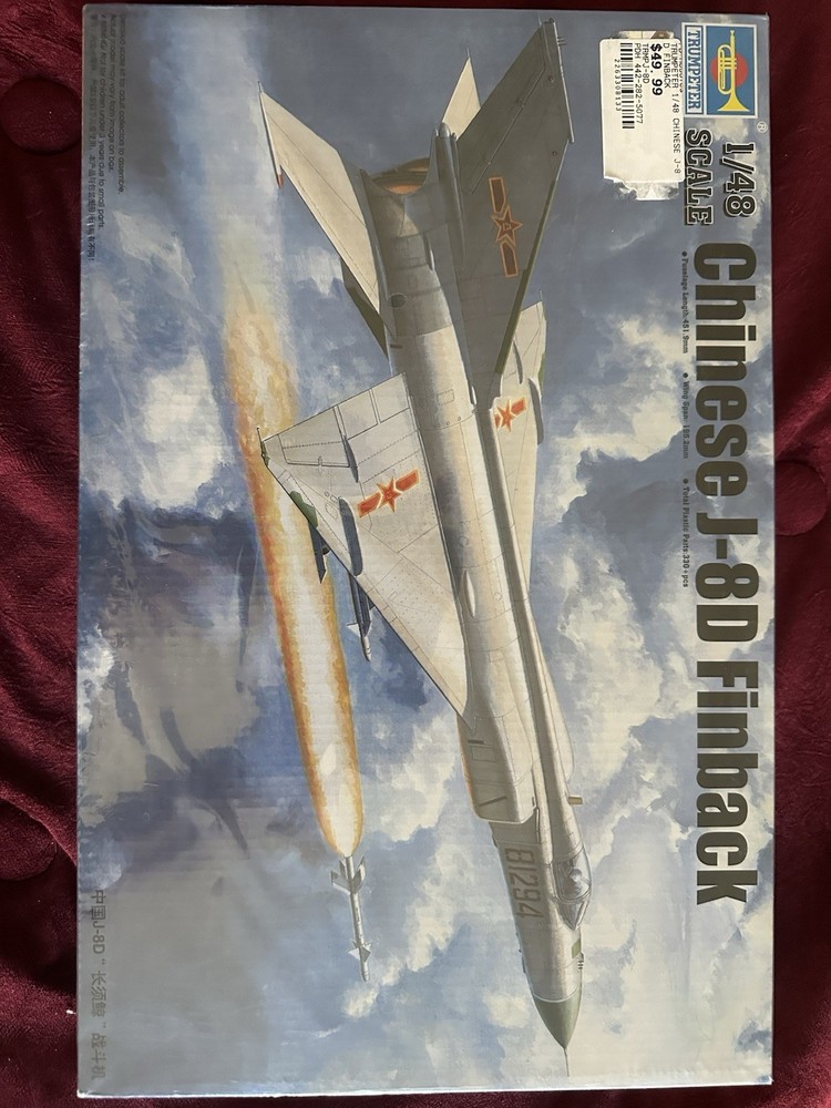 Trumpeter 1:48 Chinese J-8D Finback Military Airplane Kit Plastic Gray MPN 02846