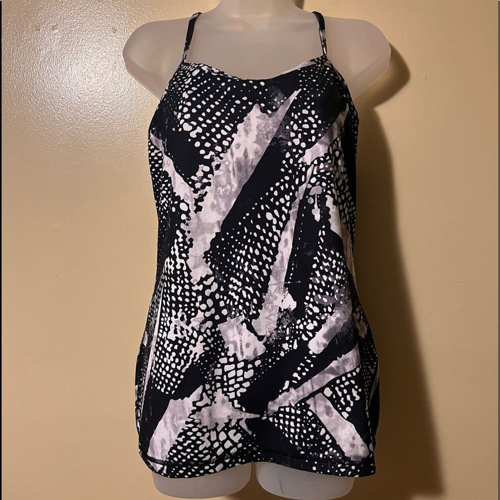 Lululemon yoga tank top