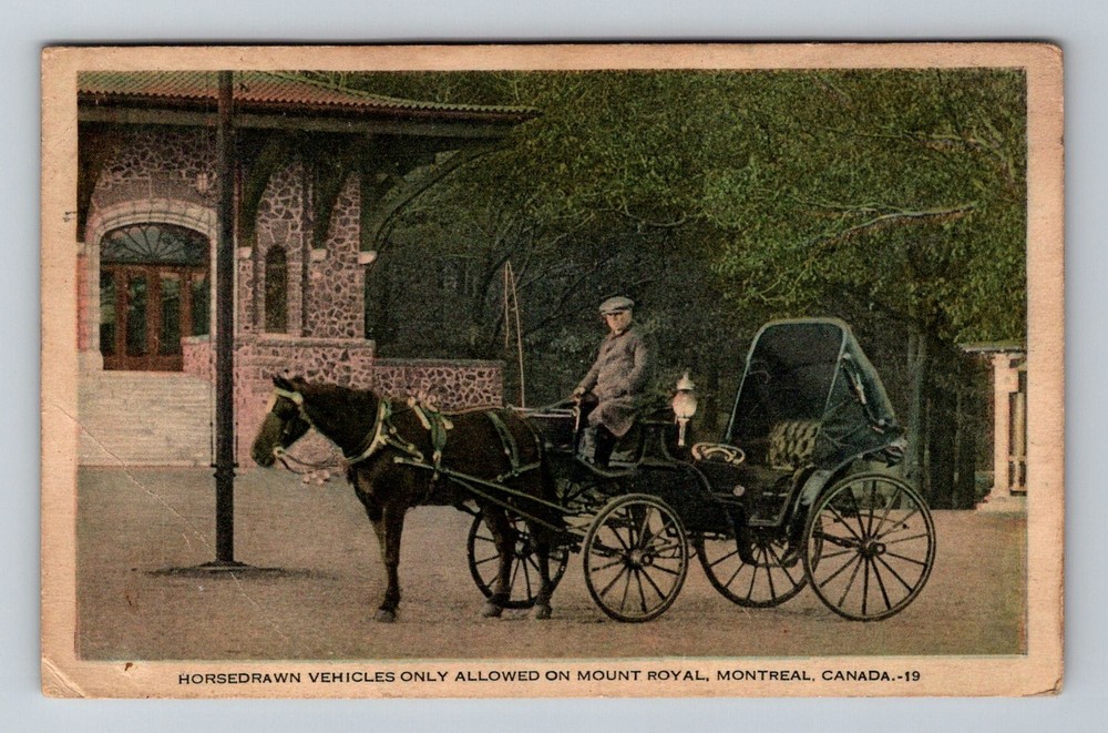 Canada- Montreal Horsedrawn Vehicles On Mount Royal Old Vintage c1935 Postcard