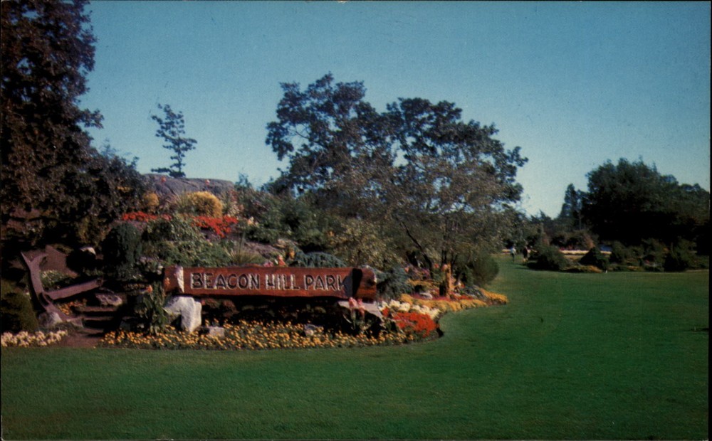 Beacon Hill Park Victoria British Columbia Canada vintage postcard s279