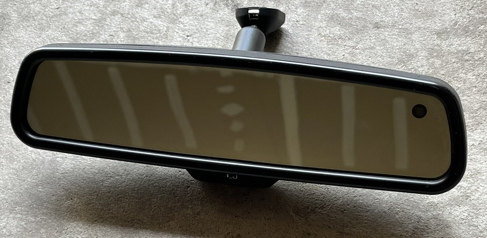 OEM Lincoln Mark VIII Town Car Continental Rear View Mirror Ford Used