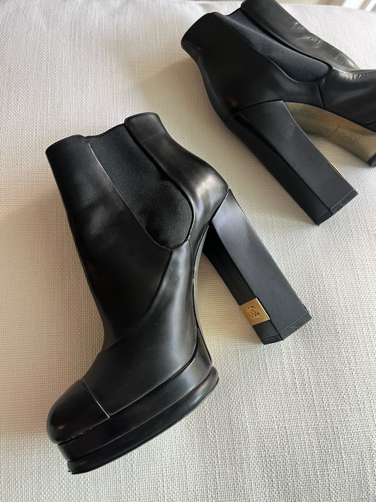 CHANEL CC logo short boots size 37 EU black leather luxury