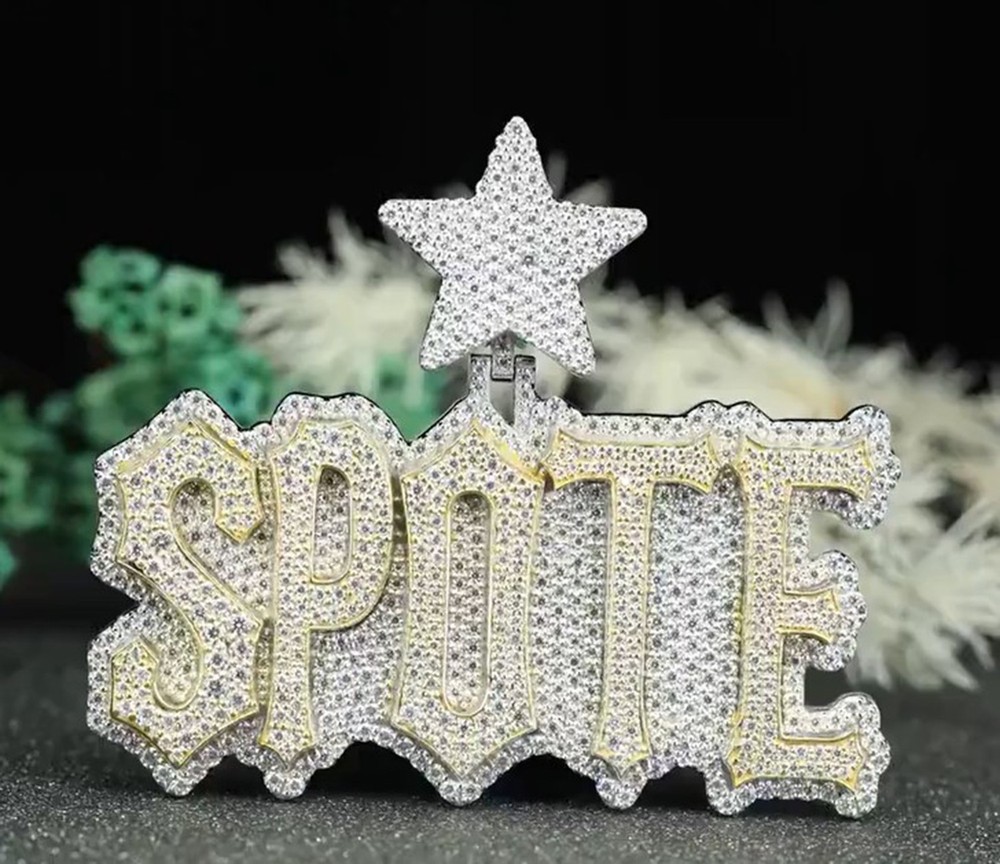 Custom 1.5-3.5 Inch VVS1 D White 3D Moissanite Letter Hip Hop Pendant