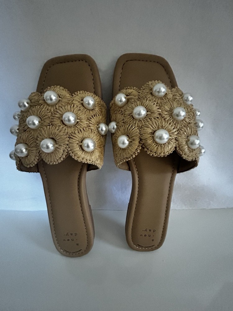 A New Day Women’s Slide Sandals 7.5 Beige Pearl Embellished Crochet Boho Flat