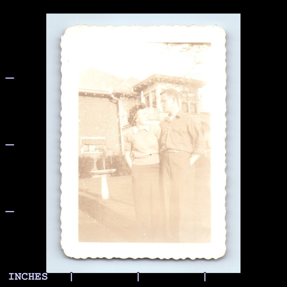 Old Vintage Photo MAN WOMAN COUPLE OUTSIDE HOUSE