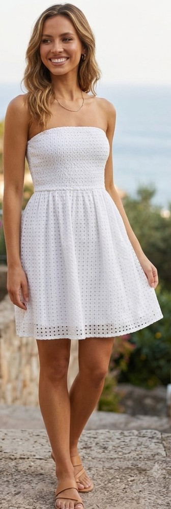 Old Navy Women's White Strapless Sun Dress Size 8 Eyelet Summer Boho Beachy