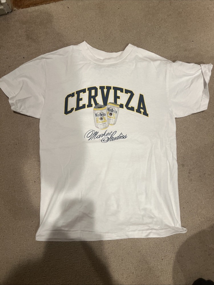 Modelo Market Street Collab Men's T-Shirt Size Medium Beer Graphic Cerveza New