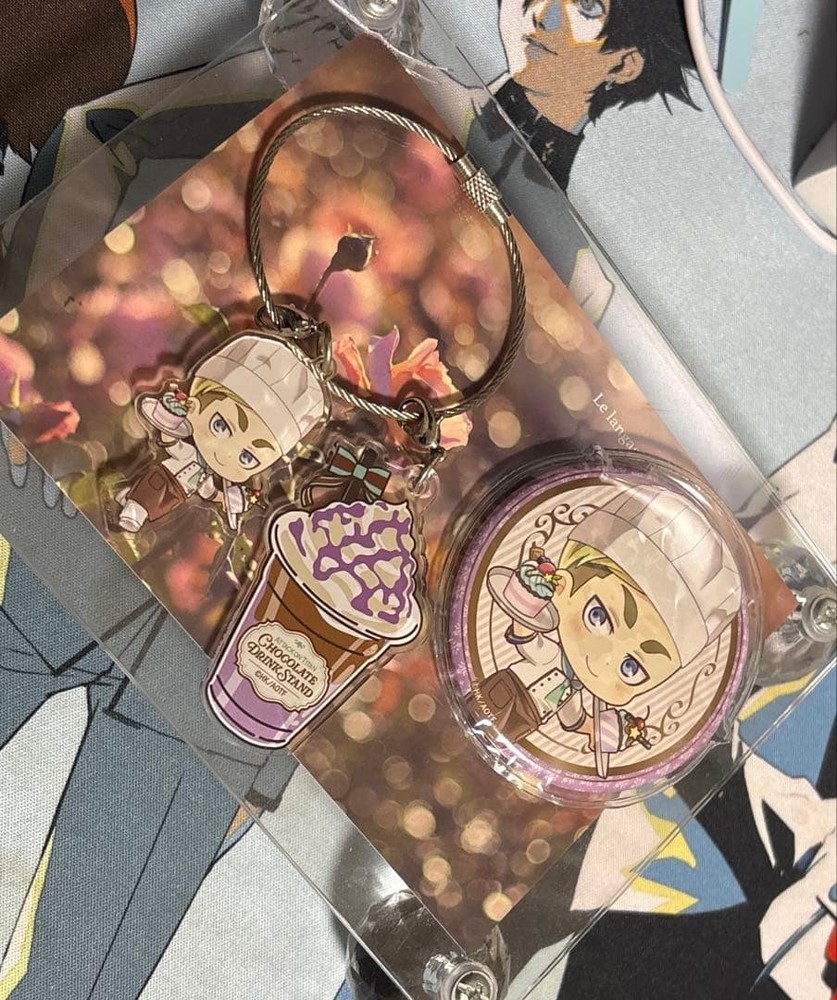 Attack on Titan Erwin Acrylic Keychain Can Badge Set