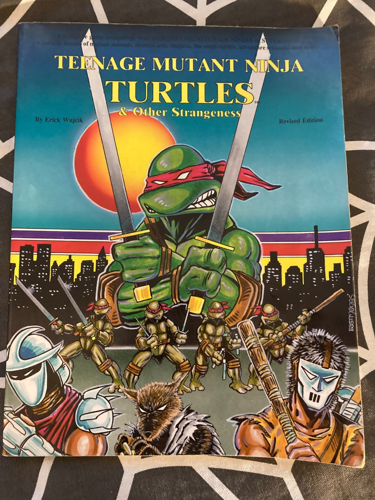 Teenage Mutant Ninja Turtles and Other Strangeness  (Rev Ed) Wujcik Erick 9th