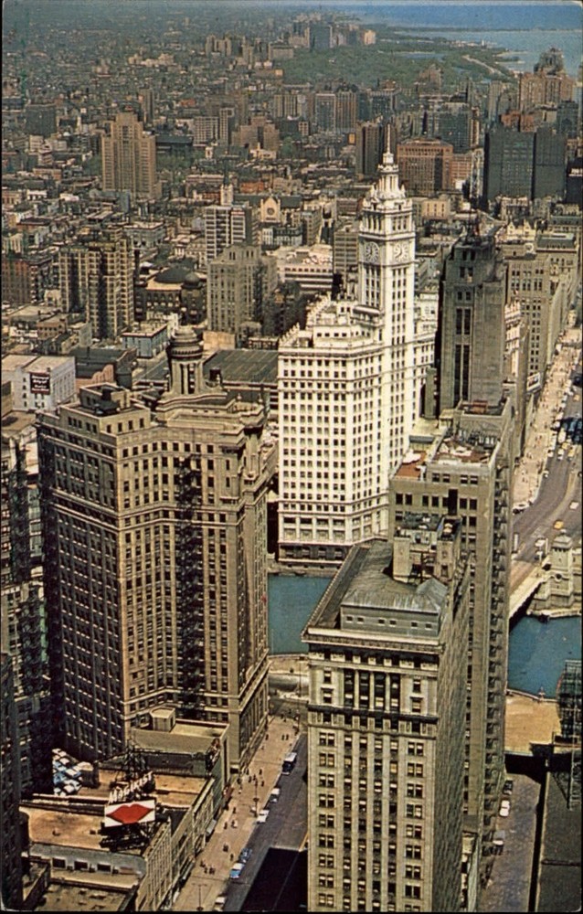Chicago Illinois Michigan Avenue aerial view unused vintage postcard