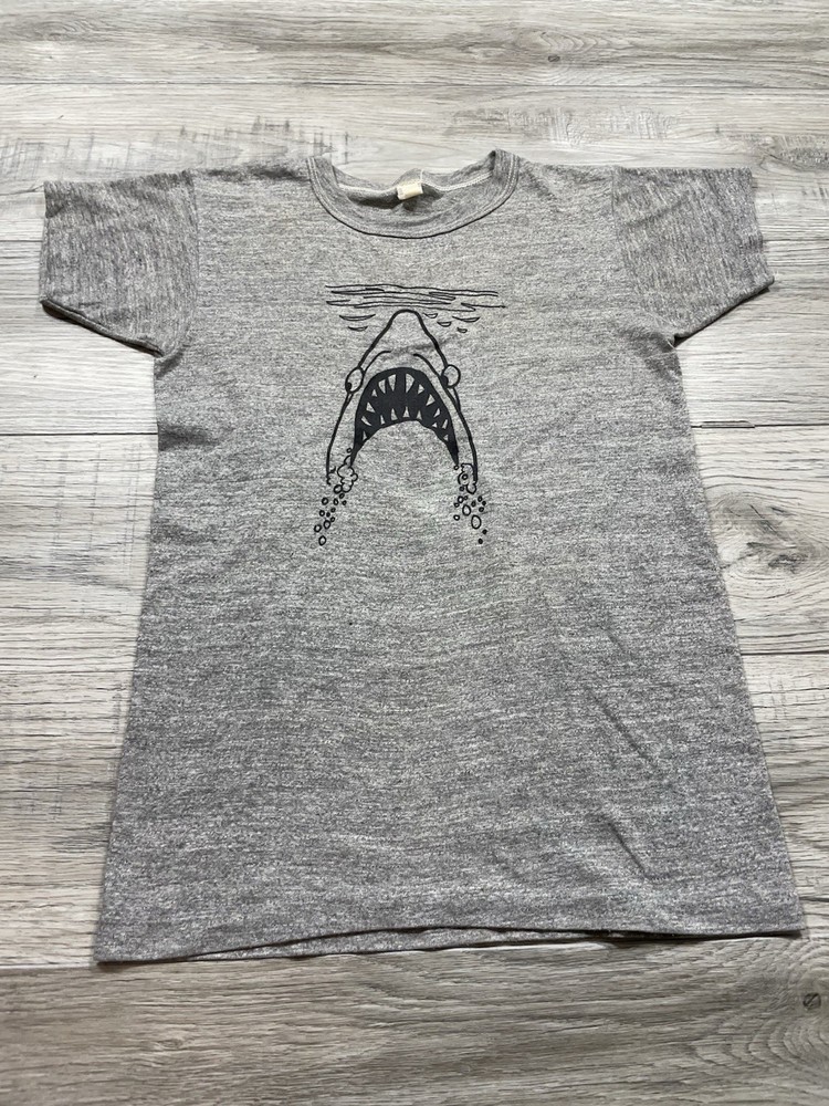 1970s Shark Tee Shirt Graphic Rare Gray True Vintage Size Small