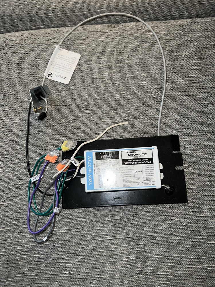 Phillips Advance LED Electronic Driver, X1025C070V054DSM1, Mounted on RMS Module