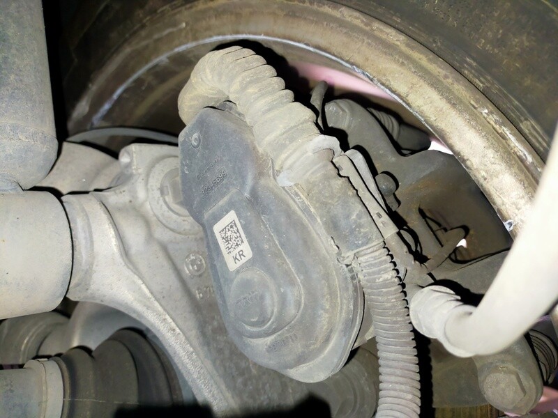 32345699 Brake Caliper Rear Right 1026786 BMW SERIES 5 SEDAN 2010 F10 520D