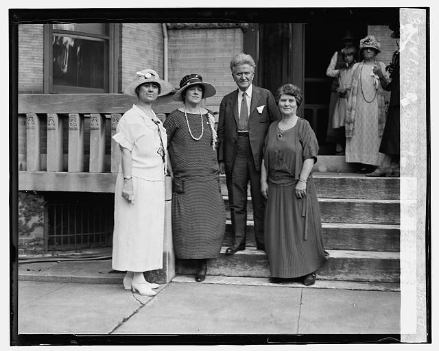 Photo:Women La Follette campaign 1924 political rally portrait