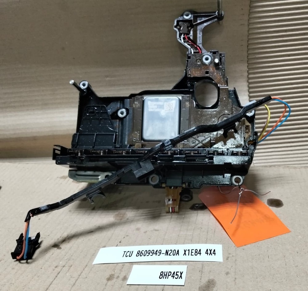 2013-2015 BMW X1 E84 28iX AWD 2.0L 8HP45 TRANSMISSION MECHATRONIC 0260550075 TCM