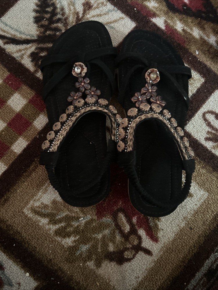 Women's Sandals Size 6