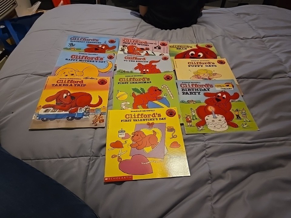 Vintage Clifford The Big Red Dog Scholastic Books Bridwell Lot Of 10