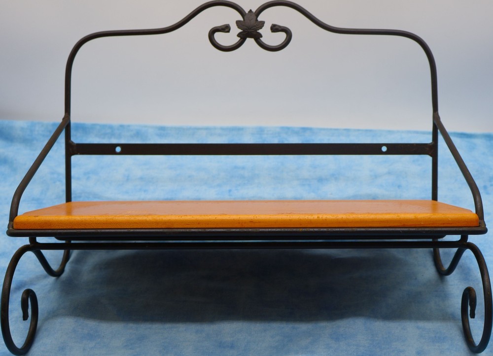 Longaberger Wrought Iron Wall Shelf WoodCrafts Maple Leaf Display Rack