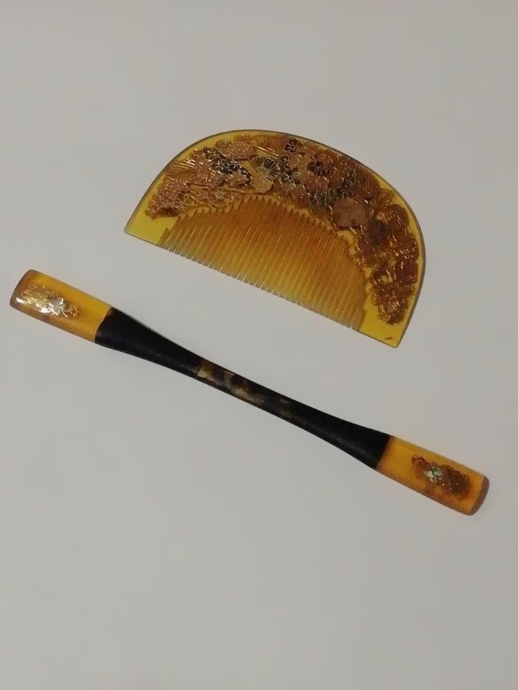 Tortoiseshell Hairpin Comb Set Japanese Vintage Embossed Floral Design