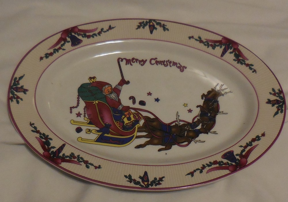1 a Holiday Merry Christmas Oval Serving Plate Santa Claus Reindeer Sleigh VTG