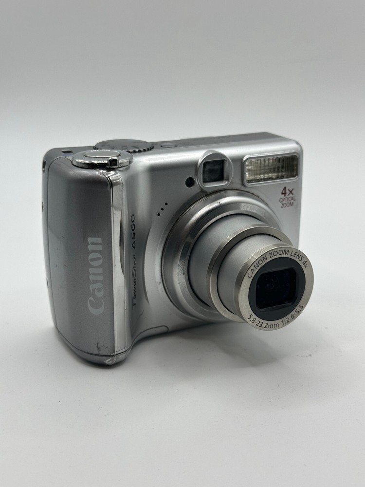 Panasonic Lumix DMC-LZ3 Silver 5 Megapixels Digital Camera with 6x Optical Zoom