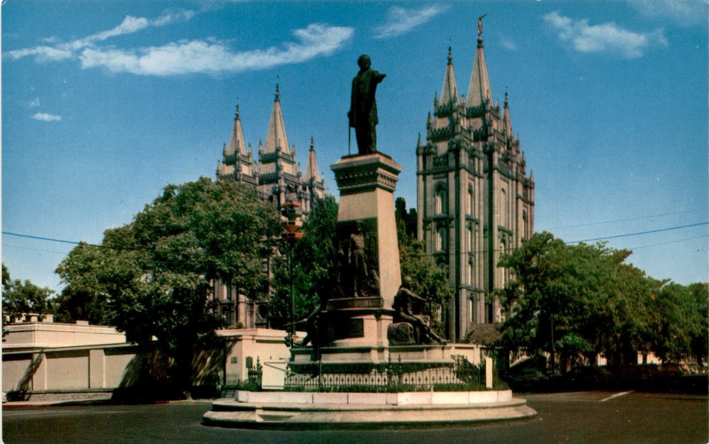 BRIGHAM YOUNG MONUMENT, SALT LAKE CITY, UTAH, Mormon Postcard
