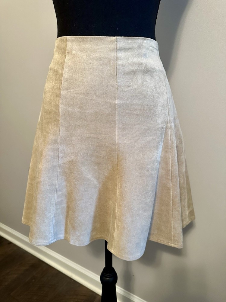 BCBG Maxazria Ultra Suede A-Line Skirt in Champagne - L